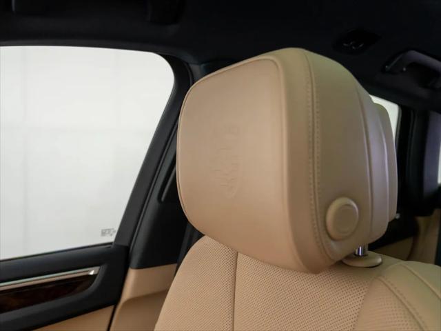 2023 Porsche Macan Macan