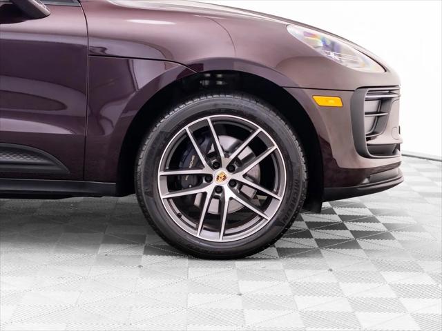 2023 Porsche Macan Macan