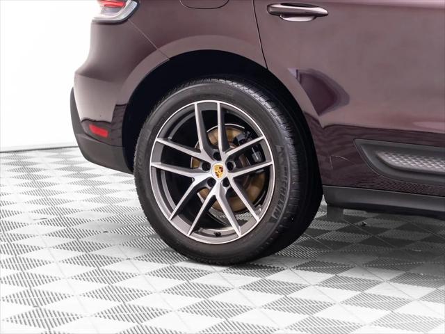 2023 Porsche Macan Macan