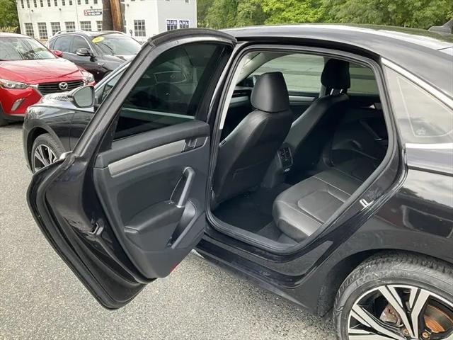 2021 Volkswagen Passat 2.0T SE