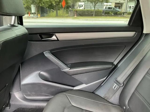2021 Volkswagen Passat 2.0T SE