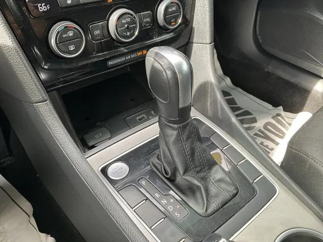 2021 Volkswagen Passat 2.0T SE