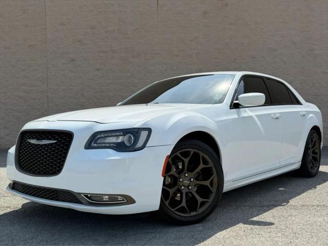 2016 Chrysler 300 300S Alloy Edition for sale in Radcliff, KY