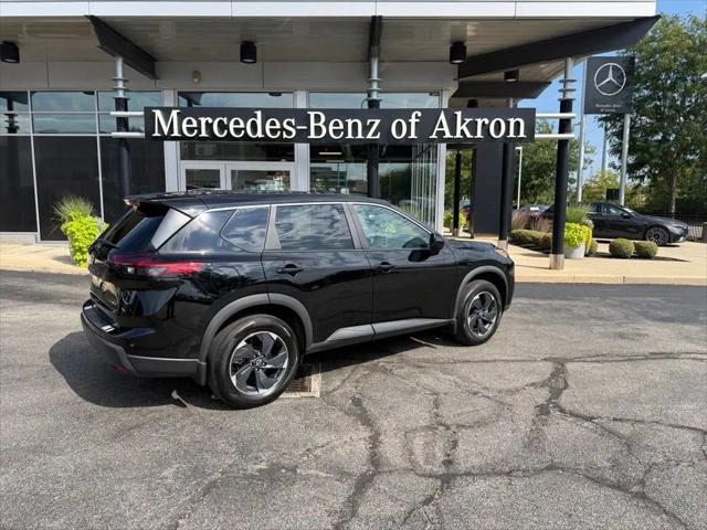 2024 Nissan Rogue SV Intelligent AWD for sale in Akron, OH