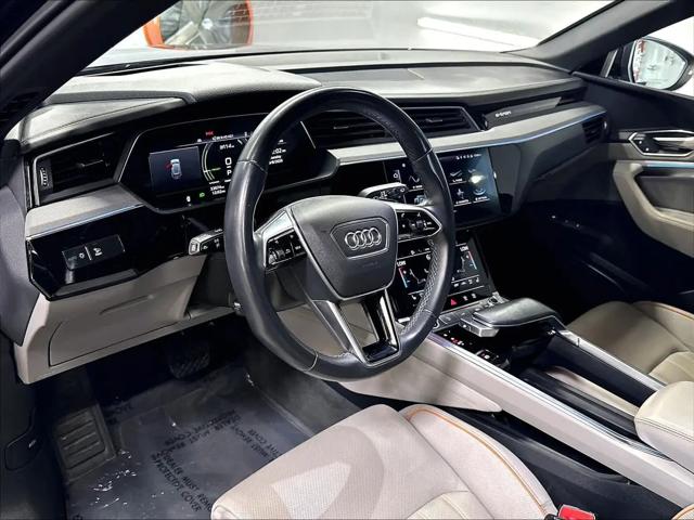 2024 Audi e-tron Prestige quattro