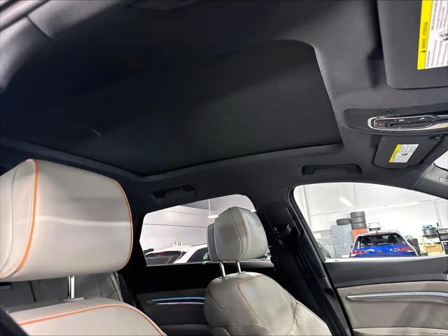 2024 Audi e-tron Prestige quattro