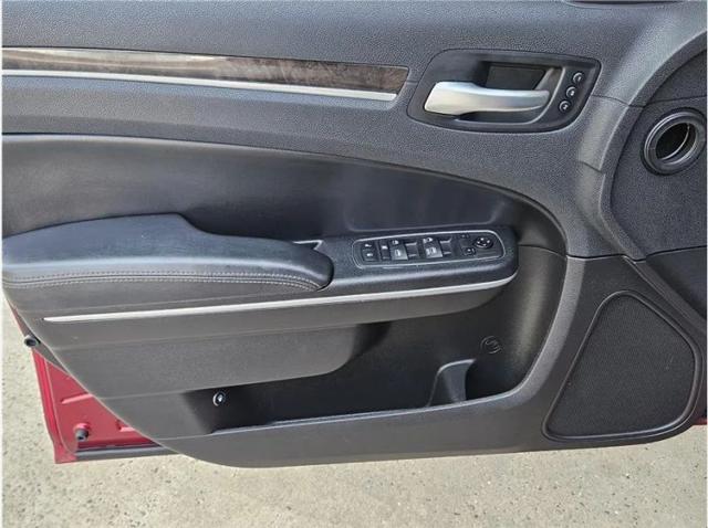 2019 Chrysler 300 Limited