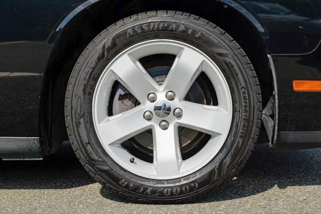 2013 Dodge Challenger SXT