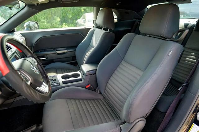 2013 Dodge Challenger SXT