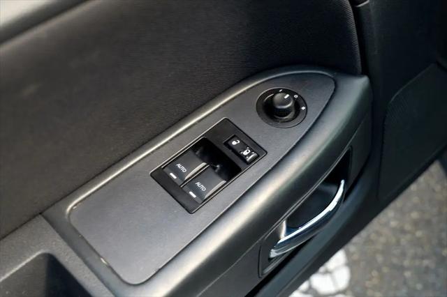 2013 Dodge Challenger SXT