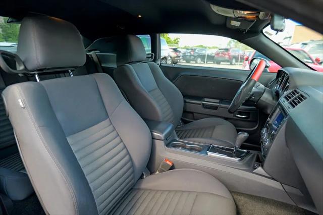 2013 Dodge Challenger SXT