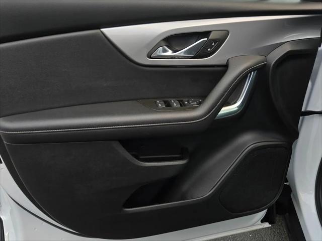 2025 Chevrolet Blazer AWD 2LT