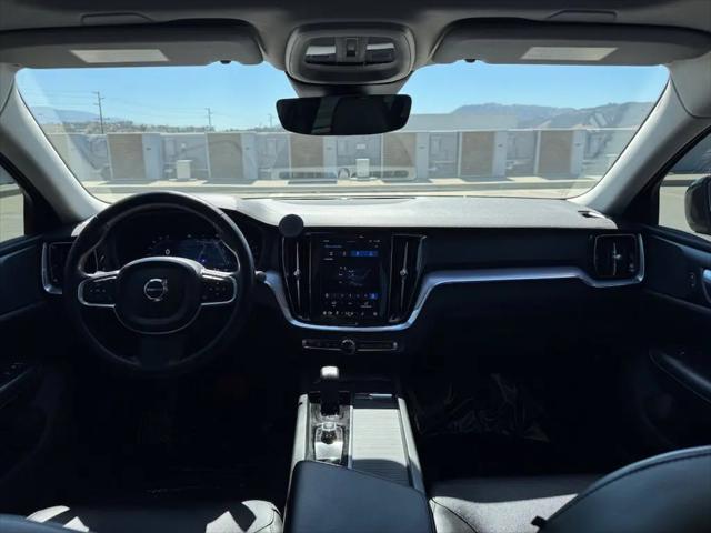 2024 Volvo S60 B5 Core Dark Theme