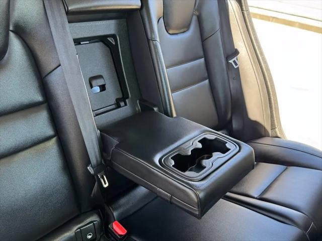 2024 Volvo S60 B5 Core Dark Theme