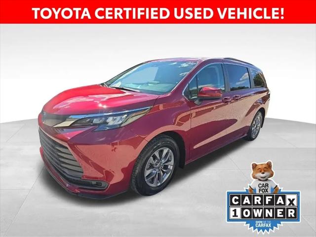 2024 Toyota Sienna LE for sale in Kent, OH