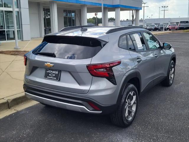 2025 Chevrolet Trax FWD LT