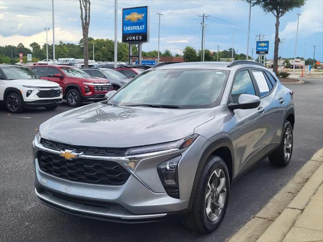 2025 Chevrolet Trax FWD LT