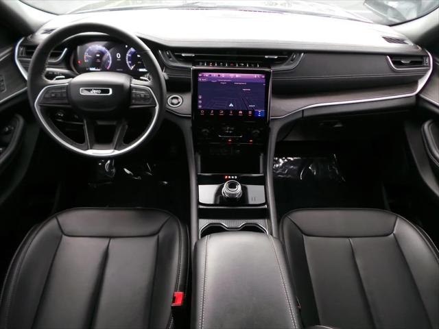 2025 Jeep Grand Cherokee Limited 4x2