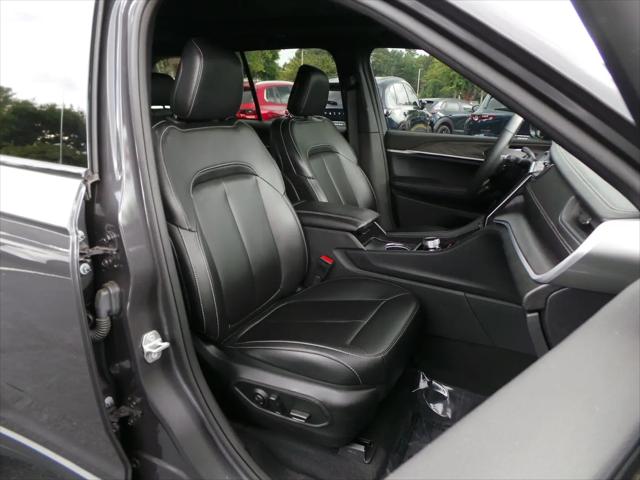 2025 Jeep Grand Cherokee Limited 4x2