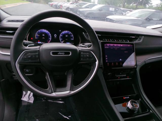 2025 Jeep Grand Cherokee Limited 4x2