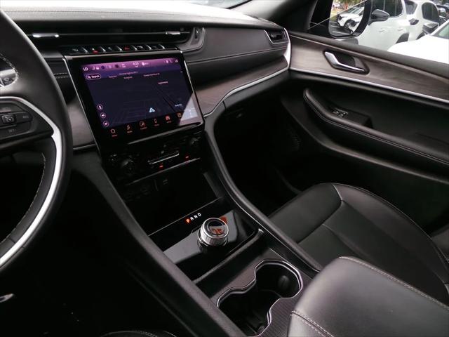 2025 Jeep Grand Cherokee Limited 4x2