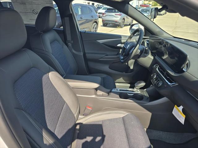 2026 Buick NV Preferred FWD