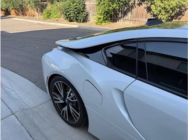 2015 BMW i8 Coupe