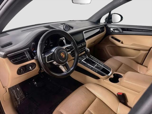 2021 Porsche Macan Macan