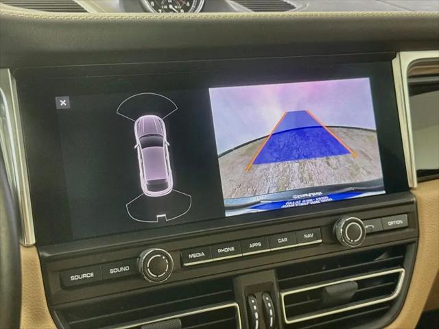 2021 Porsche Macan Macan