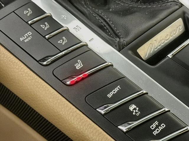 2021 Porsche Macan Macan
