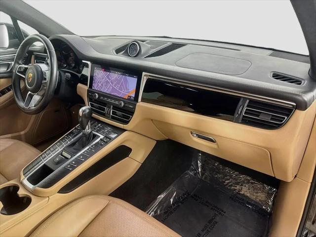 2021 Porsche Macan Macan