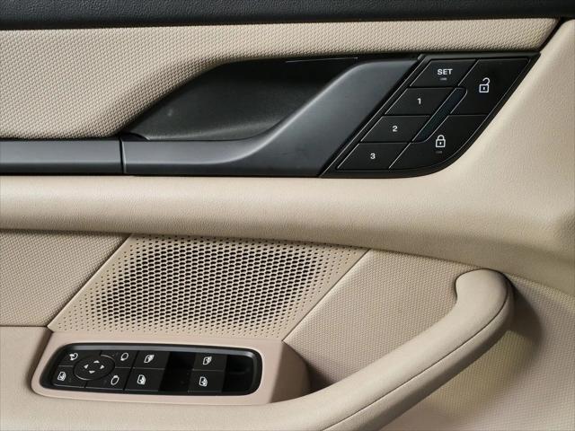2023 Porsche Taycan Taycan