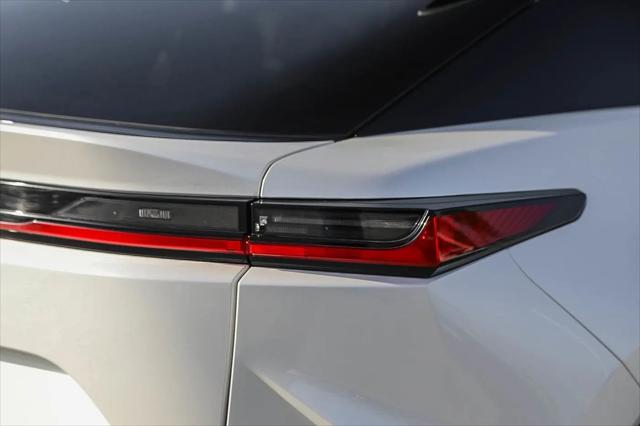 2023 Lexus RZ 450e RZ 450e Premium