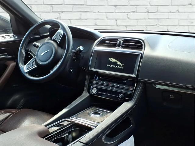 2018 Jaguar F-PACE S