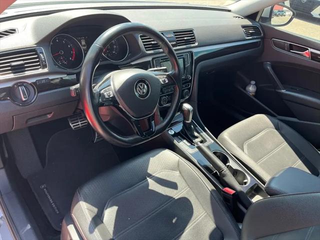 2019 Volkswagen Passat 2.0T SE R-Line