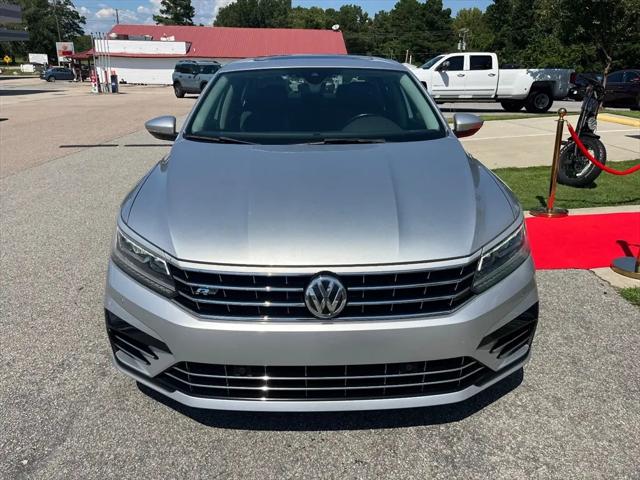 2019 Volkswagen Passat 2.0T SE R-Line