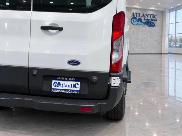 2017 Ford Transit XLT