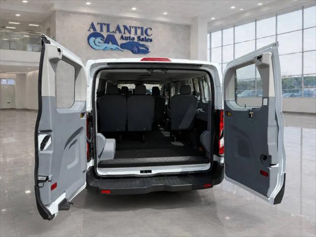 2017 Ford Transit XLT