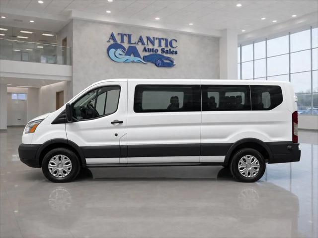 2017 Ford Transit XLT
