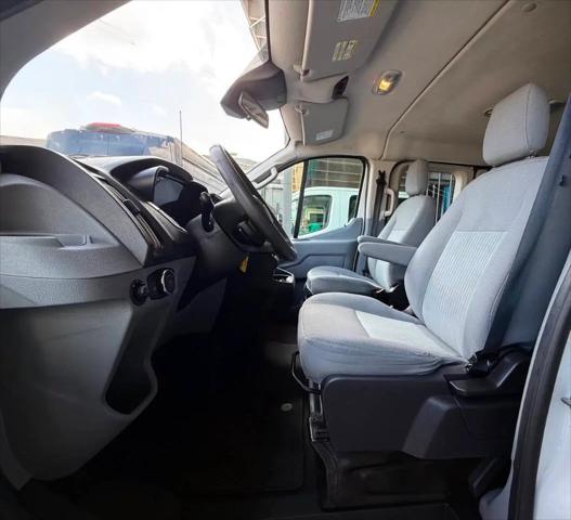 2017 Ford Transit XLT