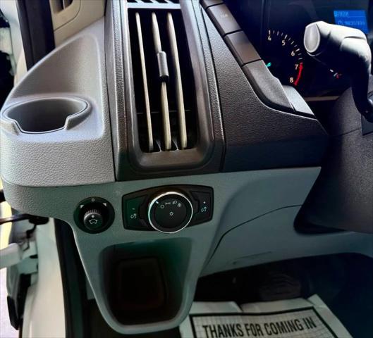 2017 Ford Transit XLT