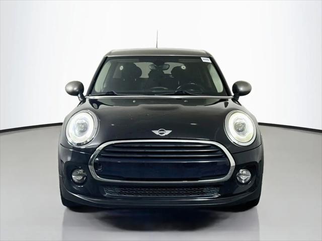 2017 MINI Hardtop Cooper