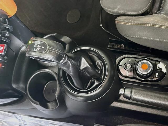 2017 MINI Hardtop Cooper