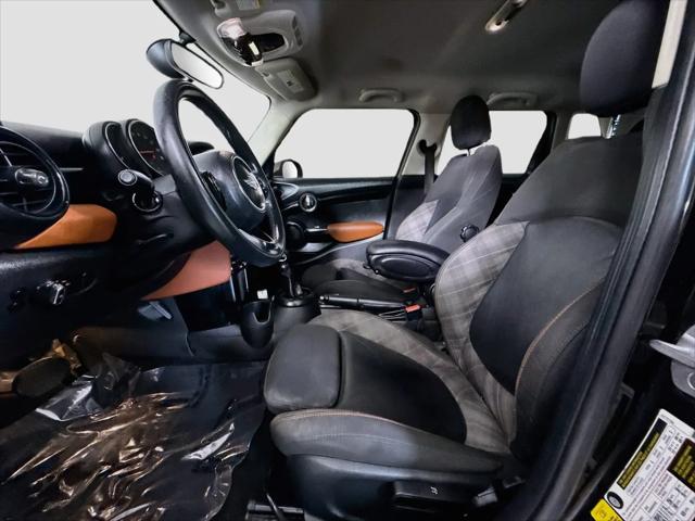 2017 MINI Hardtop Cooper