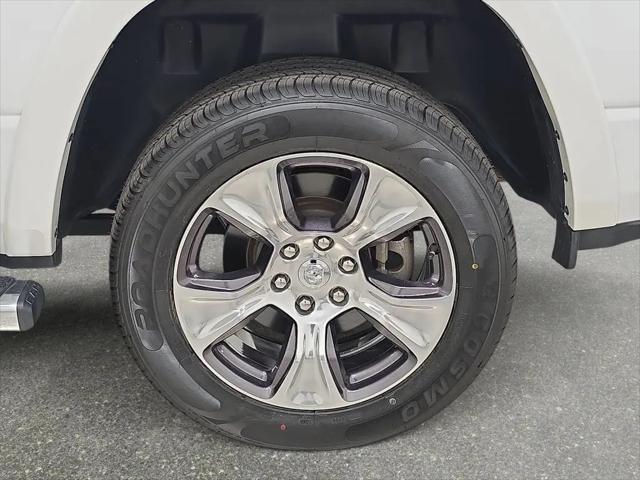 2019 Ram 1500 Laramie Crew Cab 4x4 57 Box