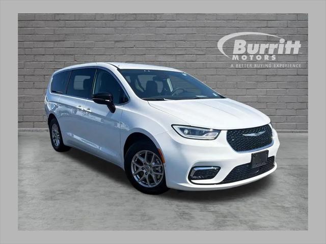 2024 Chrysler Pacifica Touring L for sale in Oswego, NY