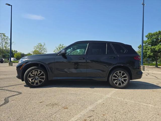 2021 BMW X5 M50i