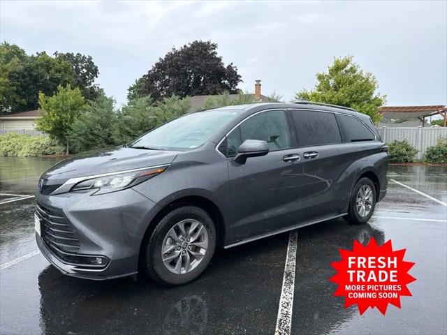 2025 Toyota Sienna XLE for sale in Glendale, WI