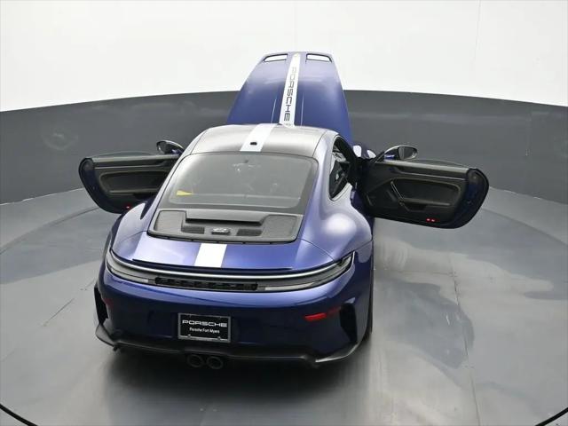 2026 Porsche 911 GT3 w/Touring Package