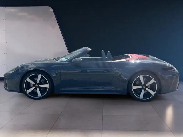 2025 Porsche 911 Carrera T Cabriolet